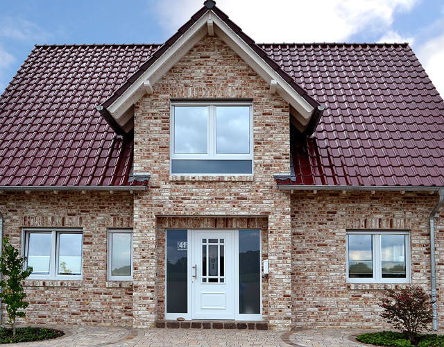 Частный дом с черепицей Monza Trentino