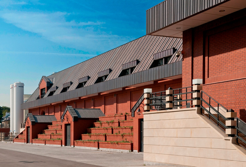 Станция дезинфекции в г. Варшава из кирпича Melbourne гладкого